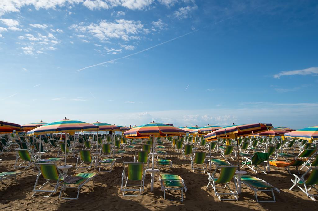 Hotel Brioni Mare Lido di Jesolo Exterior photo
